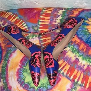 JCrew Made In Italy Rare Pop Art Rose Pointy Pumps